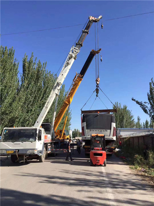 兴城市港口集装箱搬运案例